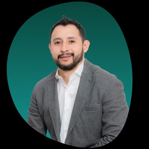 Dr. Omar Quiroz